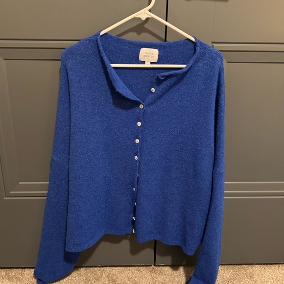 Things Between Sweater - Picture 1 of 5